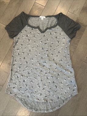 Ardene Grey Floral Raglan Short Sleeve Tee Women’s Small